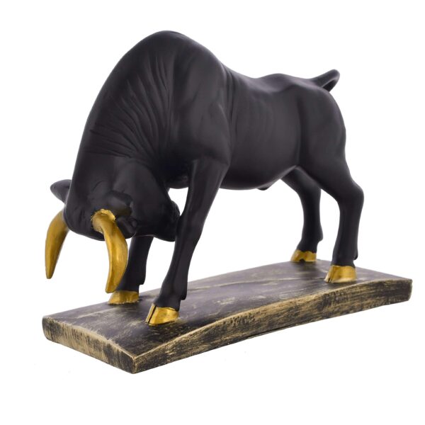 Bull Sculpture - Image 2